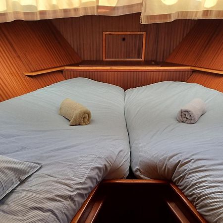 ホテル Motor Yacht Amstelle アムステルダム エクステリア 写真